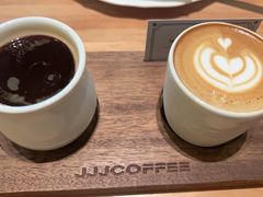 -三勾JJJ Burger&Coffee(梅溪湖店)