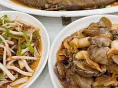 -丹水桥地锅鱼·翘嘴鲌·地方特色全鱼宴(丹江口大坝店)