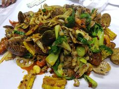 -小柒家第一锹东北菜(城关店)