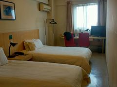 -锦江之星(广州海珠江泰路地铁站店)