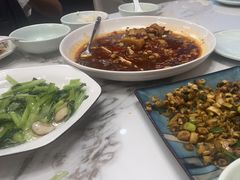 -宝荣鱼馆·临湖之宴(千岛湖店)