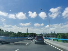 -仙林中心(地铁站)