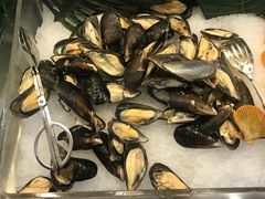 -新地标自助烤肉美食汇(红街商业广场店)