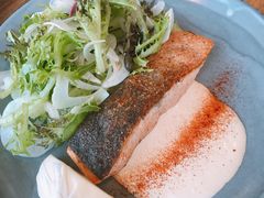 -ROAST coffee & eatery