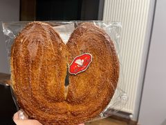-白玉兰食品甜凤店(合生汇店)