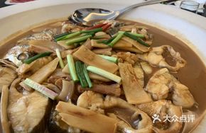 Braised Live Yellow Croaker