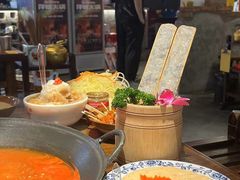-萍姐火锅·公路夜市(武汉首店)