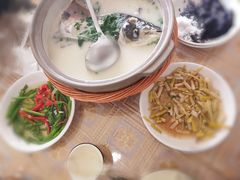-天乐农家鱼头王(天目湖店)