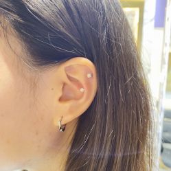 -艺耳美专业穿耳洞打耳洞穿孔