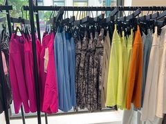 -lululemon(比斯特购物村店)