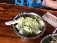 -周记翘脚牛肉