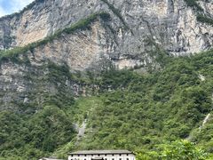 -鹿院坪生态旅游景区