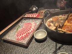 -三出山火锅(南京万象天地店)