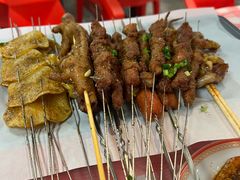 -金马门国际美食百汇(珞喻路店)