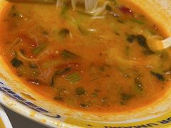 -粉小主·贵州酸汤牛肉粉(南京仙林金鹰店)