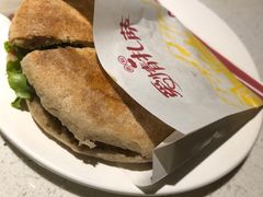 -一叶一世界•素食餐厅(环球中心店)