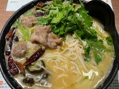 -肥汁米蘭香港米线(定西路店)