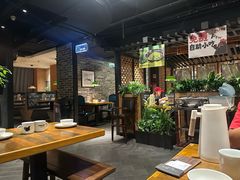 -洞庭土菜小炒馆(易发广场店)