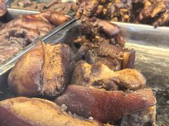 -老鼎万春卤菜(五代传承创始老店)