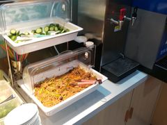 自助取餐区-陕十三肉夹馍