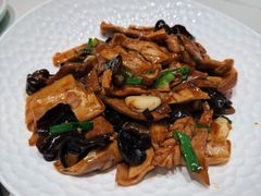 -梅飞酒家(名辉豪庭店)