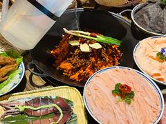 -旧街市鲜货老火锅(大光路店)