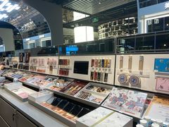 -苏宁极物(苏宁生活广场店)