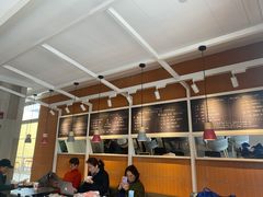 -肯德基(成山路地铁站店)