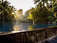 -三亚湾海居铂尔曼度假酒店