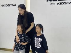 -潮童星少儿模特形体培训(郑州总校)