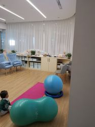 -慢脚印孕产中心(园区国金店)