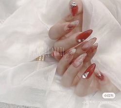 -Pink You美甲洗眉纹绣定制中心