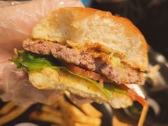 蘑菇培根牛肉堡-龙治汉堡(中华城店)