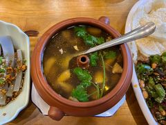 -小厨子私房菜·云南美食店