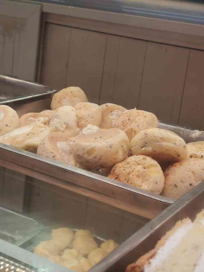 百香林西点(联升巷店)-"地址:春熙路环境:一个小铺子,门面的地.