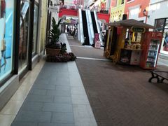 -枫叶小镇奥特莱斯