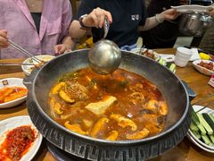 -喇喇排骨火锅·传统韩式脊骨汤(望京西园总店)