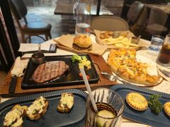 -必胜客(WOW中心城店)