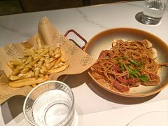 -静香HOUSE·全时段融合餐厅(七星欢乐颂店)