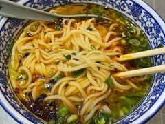 -小国抻面大烧烤馆