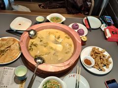 -三只耳冷锅鱼火锅(玉林店)