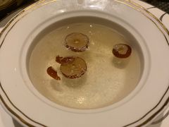 -雍和会海鲜姿造自助(湖东路店)