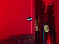 -唯爱KTV聚会餐厅(仙林东城汇店)