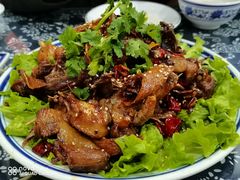-八两八金·莱芜特色炒鸡(市南漳浦路店)