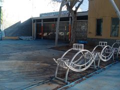 -黄河谷马拉湾海浪浴场