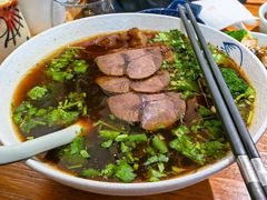 牛肉面-囿面传统制面馆(中央路店)