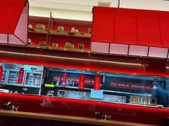 -顺溜·手工刀削面·黑金店(铜锣湾店)