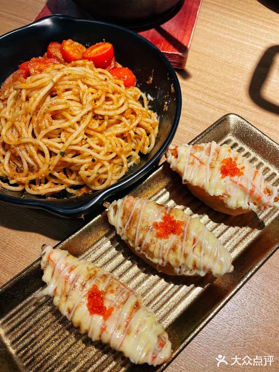 这家韩餐排队也要冲❗❗阿卡洋风韩国料理
