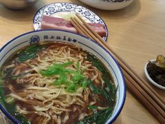 -镇南锅盖面馆(解放路店)