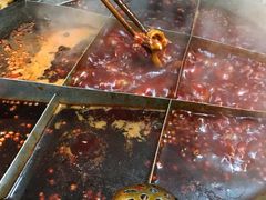 -岗上渣渣老火锅(两路口店)